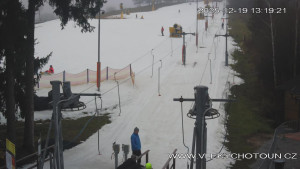 Ski areál Chotouň - Sjezdovka - 19.12.2025 v 13:30 Ski areál Chotouň - Sjezdovka - 19.12.2025 v 13:30