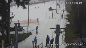 Ski areál Chotouň - Sjezdovka - 19.12.2025 v 14:45 Ski areál Chotouň - Sjezdovka - 19.12.2025 v 14:45