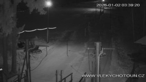 Ski areál Chotouň - Sjezdovka - 2.1.2026 v 03:45 Ski areál Chotouň - Sjezdovka - 2.1.2026 v 03:45
