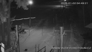 Ski areál Chotouň - Sjezdovka - 2.1.2026 v 05:00 Ski areál Chotouň - Sjezdovka - 2.1.2026 v 05:00