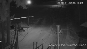 Ski areál Chotouň - Sjezdovka - 2.1.2026 v 05:30 Ski areál Chotouň - Sjezdovka - 2.1.2026 v 05:30