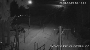 Ski areál Chotouň - Sjezdovka - 22.2.2026 v 02:30 Ski areál Chotouň - Sjezdovka - 22.2.2026 v 02:30