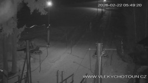 Ski areál Chotouň - Sjezdovka - 22.2.2026 v 06:00 Ski areál Chotouň - Sjezdovka - 22.2.2026 v 06:00