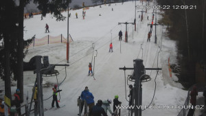 Ski areál Chotouň - Sjezdovka - 22.2.2026 v 12:15 Ski areál Chotouň - Sjezdovka - 22.2.2026 v 12:15