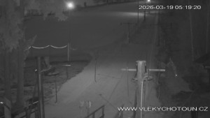 Ski areál Chotouň - Sjezdovka - 19.3.2026 v 05:30 Ski areál Chotouň - Sjezdovka - 19.3.2026 v 05:30