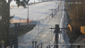 Ski areál Chotouň - Sjezdovka - 19.3.2026 v 07:45 Ski areál Chotouň - Sjezdovka - 19.3.2026 v 07:45