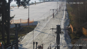 Ski areál Chotouň - Sjezdovka - 19.3.2026 v 08:45 Ski areál Chotouň - Sjezdovka - 19.3.2026 v 08:45