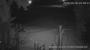 Ski areál Chotouň - Sjezdovka - 31.5.2026 v 01:00 Ski areál Chotouň - Sjezdovka - 31.5.2026 v 01:00