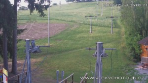 Ski areál Chotouň - Sjezdovka - 31.5.2026 v 06:15 Ski areál Chotouň - Sjezdovka - 31.5.2026 v 06:15