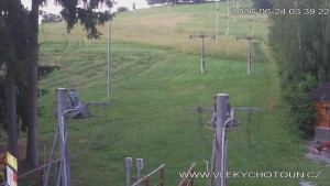 Ośrodek narciarski Chotouň - Trasa narciarska - 24.6.2026 v 04:45 Ośrodek narciarski Chotouň - Trasa narciarska - 24.6.2026 v 04:45
