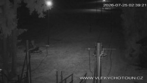 Ski areál Chotouň - Sjezdovka - 25.7.2026 v 03:45 Ski areál Chotouň - Sjezdovka - 25.7.2026 v 03:45