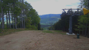 Skiareál - Skipark Filipovice - Horní stanice Lanové dráhy - 9.5.2025 v 16:01 Skiareál - Skipark Filipovice - Horní stanice Lanové dráhy - 9.5.2025 v 16:01