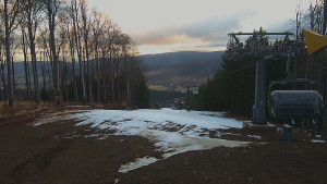 Skiareál - Skipark Filipovice - Horní stanice Lanové dráhy - 7.12.2025 v 08:01 Skiareál - Skipark Filipovice - Horní stanice Lanové dráhy - 7.12.2025 v 08:01