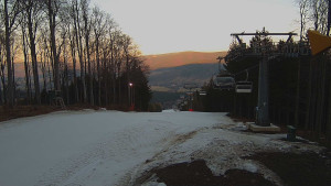 Skiareál - Skipark Filipovice - Horní stanice Lanové dráhy - 6.3.2026 v 17:01 Skiareál - Skipark Filipovice - Horní stanice Lanové dráhy - 6.3.2026 v 17:01