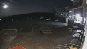 Praděd - Vysílač - Praděd - Vysílač - Hlavní vchod - 15.6.2025 v 01:00 Praděd - Vysílač - Praděd - Vysílač - Hlavní vchod - 15.6.2025 v 01:00