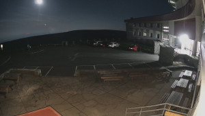 Praděd - Vysílač - Praděd - Vysílač - Hlavní vchod - 15.6.2025 v 02:00 Praděd - Vysílač - Praděd - Vysílač - Hlavní vchod - 15.6.2025 v 02:00