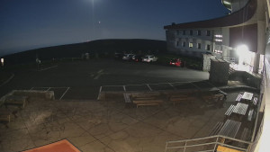 Praděd - Vysílač - Praděd - Vysílač - Hlavní vchod - 15.6.2025 v 03:00 Praděd - Vysílač - Praděd - Vysílač - Hlavní vchod - 15.6.2025 v 03:00