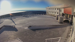 Praděd - Vysílač - Hlavní vchod