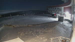 Praděd - Vysílač - Praděd - Vysílač - Hlavní vchod - 8.1.2026 v 01:40 Praděd - Vysílač - Praděd - Vysílač - Hlavní vchod - 8.1.2026 v 01:40