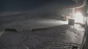 Praděd - Vysílač - Praděd - Vysílač - Hlavní vchod - 8.1.2026 v 01:55 Praděd - Vysílač - Praděd - Vysílač - Hlavní vchod - 8.1.2026 v 01:55