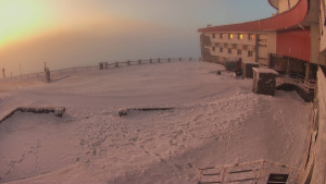 Praděd - Vysílač - Praděd - Vysílač - Hlavní vchod - 8.1.2026 v 08:00 Praděd - Vysílač - Praděd - Vysílač - Hlavní vchod - 8.1.2026 v 08:00