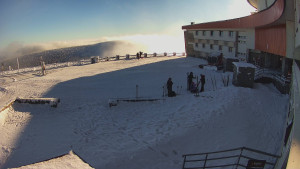 Praděd - Vysílač - Praděd - Vysílač - Hlavní vchod - 8.1.2026 v 14:05 Praděd - Vysílač - Praděd - Vysílač - Hlavní vchod - 8.1.2026 v 14:05