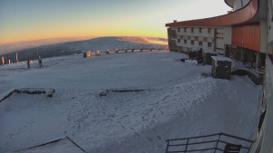 Praděd - Vysílač - Praděd - Vysílač - Hlavní vchod - 8.1.2026 v 15:55 Praděd - Vysílač - Praděd - Vysílač - Hlavní vchod - 8.1.2026 v 15:55