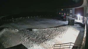 Praděd - Vysílač - Praděd - Vysílač - Hlavní vchod - 8.1.2026 v 18:30 Praděd - Vysílač - Praděd - Vysílač - Hlavní vchod - 8.1.2026 v 18:30