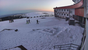 Praděd - Vysílač - Praděd - Vysílač - Hlavní vchod - 2.3.2026 v 17:45 Praděd - Vysílač - Praděd - Vysílač - Hlavní vchod - 2.3.2026 v 17:45