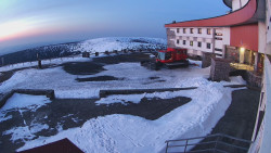 Praděd - Vysílač - Hlavní vchod