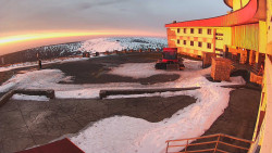 Praděd - Vysílač - Hlavní vchod