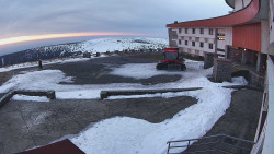 Praděd - Vysílač - Hlavní vchod