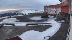 Praděd - Vysílač - Hlavní vchod