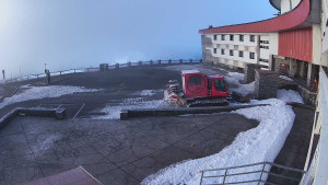 Praděd - Vysílač - Praděd - Vysílač - Hlavní vchod - 8.4.2026 v 06:30 Praděd - Vysílač - Praděd - Vysílač - Hlavní vchod - 8.4.2026 v 06:30