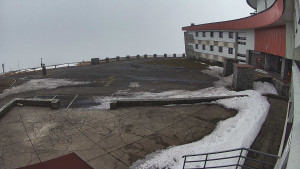 Praděd - Vysílač - Praděd - Vysílač - Hlavní vchod - 8.4.2026 v 17:05 Praděd - Vysílač - Praděd - Vysílač - Hlavní vchod - 8.4.2026 v 17:05