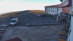 Praděd - Vysílač - Hlavní vchod