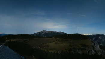 Snímek    31.10.2025 v 22:02