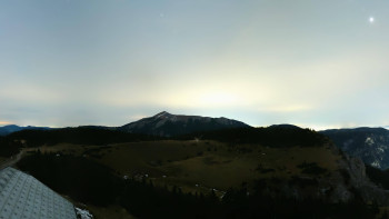 Snímek    1.11.2025 v 00:15