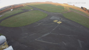 Letiště Jindřichův Hradec - Provozní plocha - západ - 5.11.2025 v 07:15 Letiště Jindřichův Hradec - Provozní plocha - západ - 5.11.2025 v 07:15