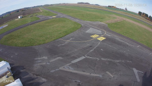 Letiště Jindřichův Hradec - Provozní plocha - západ - 5.11.2025 v 10:30 Letiště Jindřichův Hradec - Provozní plocha - západ - 5.11.2025 v 10:30