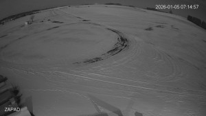 Letiště Jindřichův Hradec - Provozní plocha - západ - 5.1.2026 v 07:15 Letiště Jindřichův Hradec - Provozní plocha - západ - 5.1.2026 v 07:15