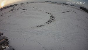 Letiště Jindřichův Hradec - Provozní plocha - západ - 5.1.2026 v 15:45 Letiště Jindřichův Hradec - Provozní plocha - západ - 5.1.2026 v 15:45