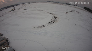 Letiště Jindřichův Hradec - Provozní plocha - západ - 5.1.2026 v 16:30 Letiště Jindřichův Hradec - Provozní plocha - západ - 5.1.2026 v 16:30