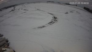 Letiště Jindřichův Hradec - Provozní plocha - západ - 5.1.2026 v 16:45 Letiště Jindřichův Hradec - Provozní plocha - západ - 5.1.2026 v 16:45