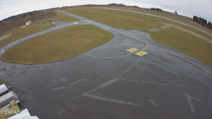 Letiště Jindřichův Hradec - Provozní plocha - západ - 22.2.2026 v 16:01 Letiště Jindřichův Hradec - Provozní plocha - západ - 22.2.2026 v 16:01