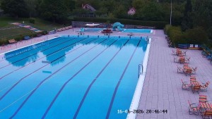 Freibad Slavkov bei Brünn - Pool - 16.6.2026 v 20:47 Freibad Slavkov bei Brünn - Pool - 16.6.2026 v 20:47