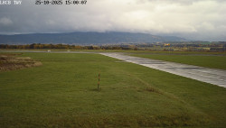 Pojezdová dráha, Runway