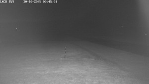 Letiště Cheb - Pojezdová dráha, Runway - 30.10.2025 v 00:45 Letiště Cheb - Pojezdová dráha, Runway - 30.10.2025 v 00:45