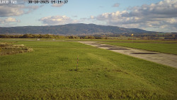 Pojezdová dráha, Runway