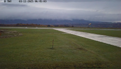 Pojezdová dráha, Runway